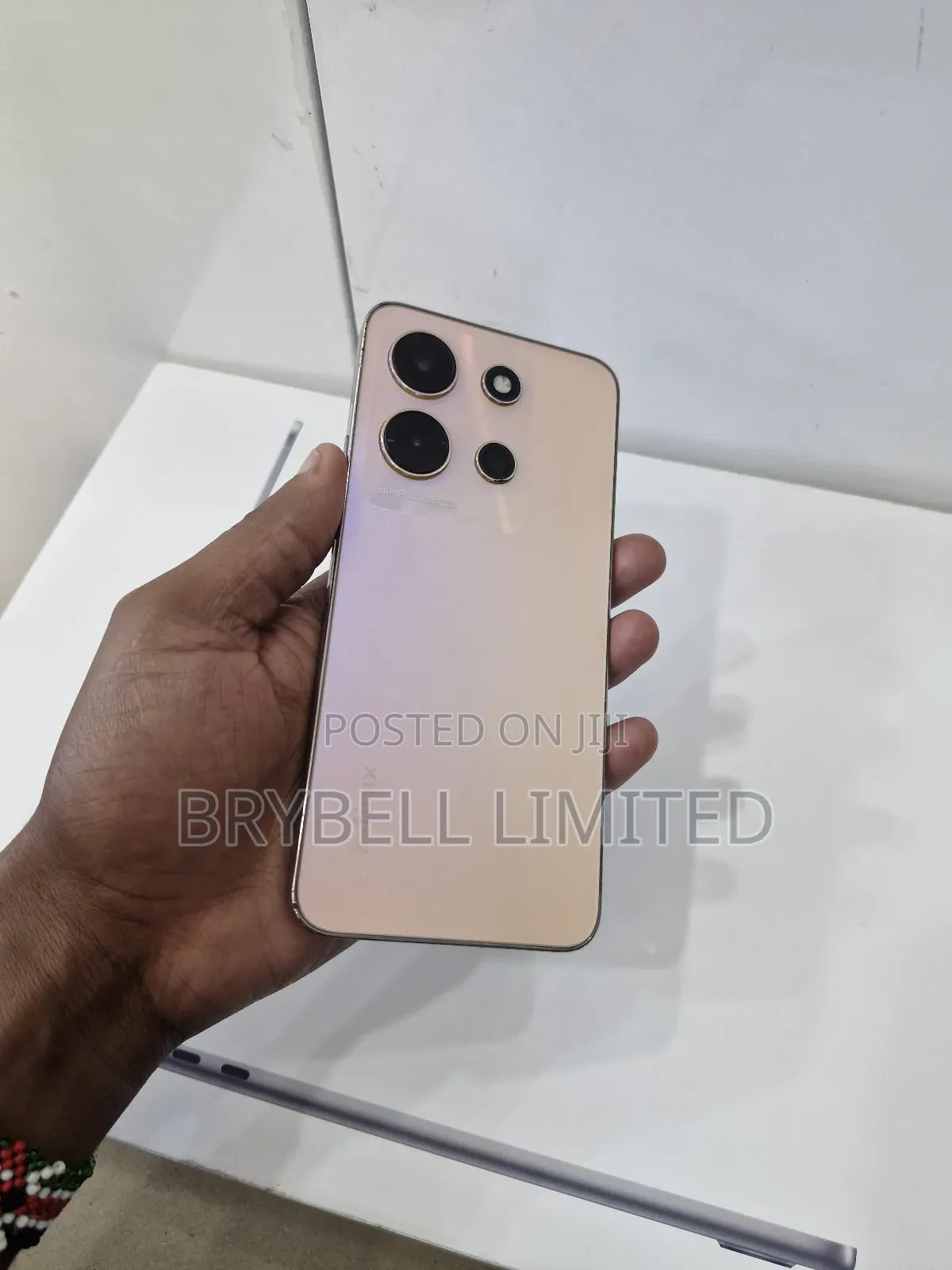 Infinix Note 30 256 GB Gold