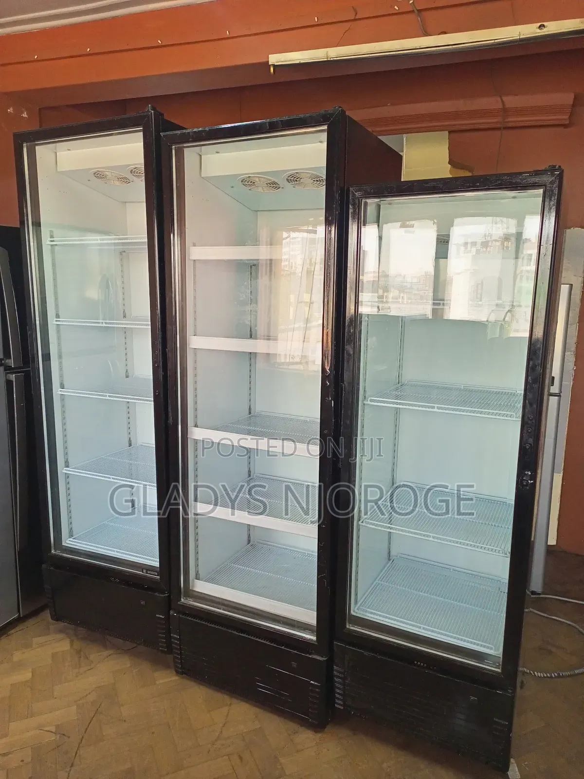 Commercial Showcase Fridge