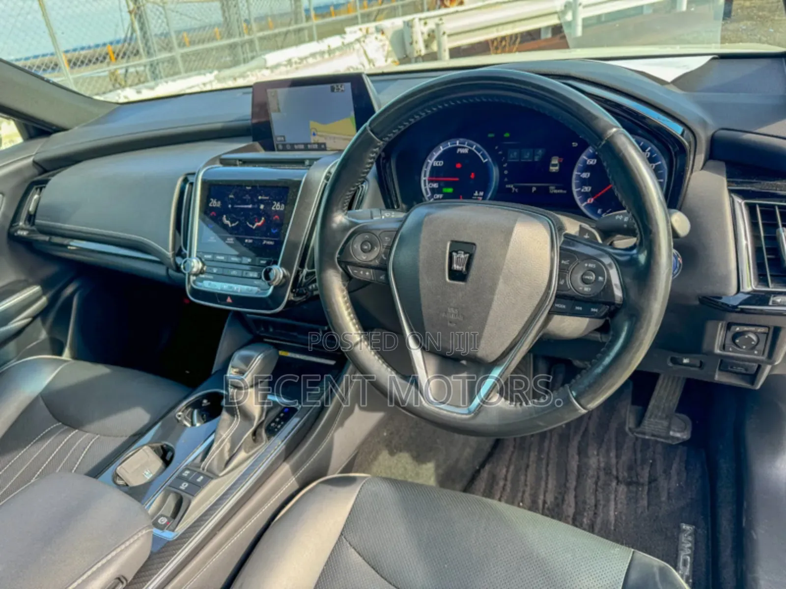 Toyota Crown 2019 White