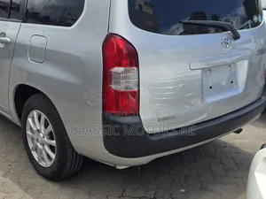Toyota Succeed 2019 Silver