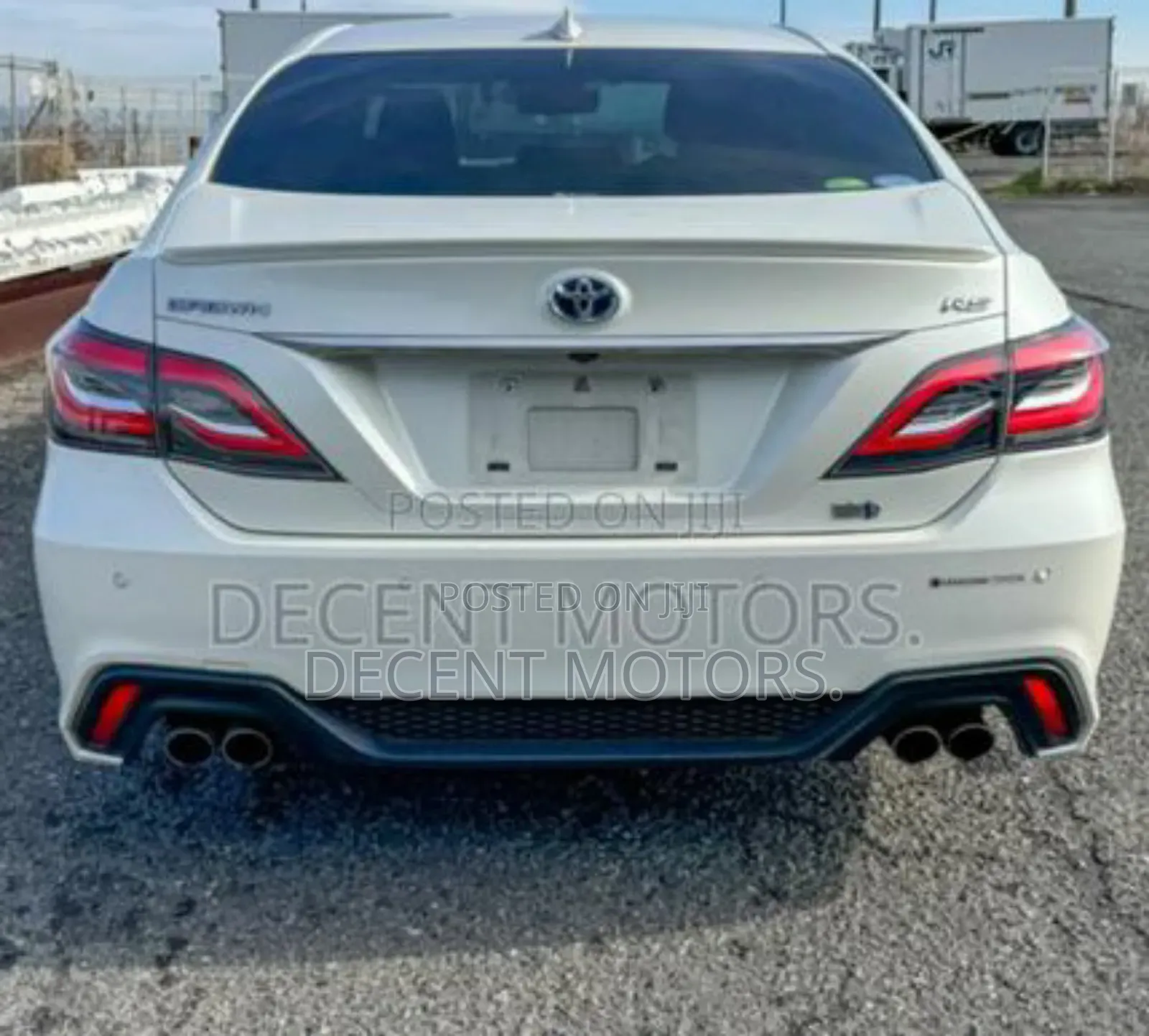 Toyota Crown 2019 White