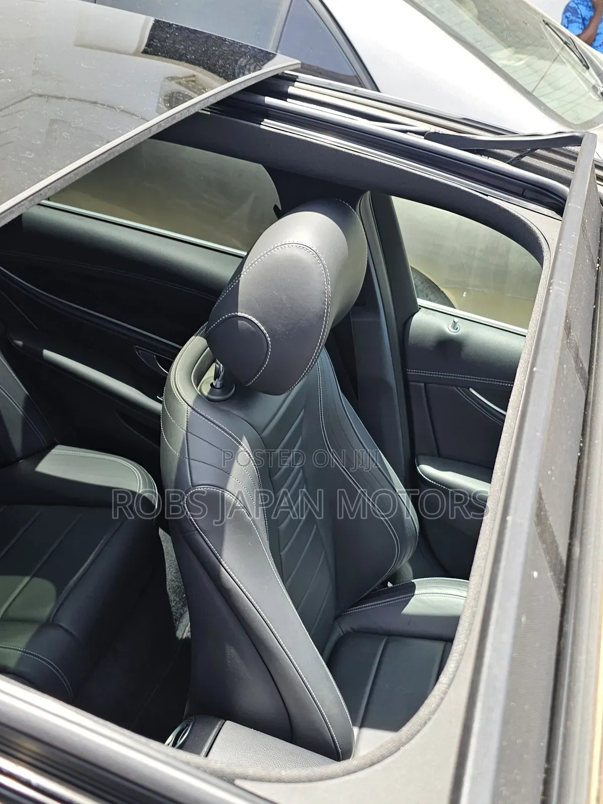 Mercedes-Benz E200 2019 Matt Black