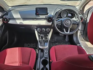 Mazda Demio 2018 Ivory