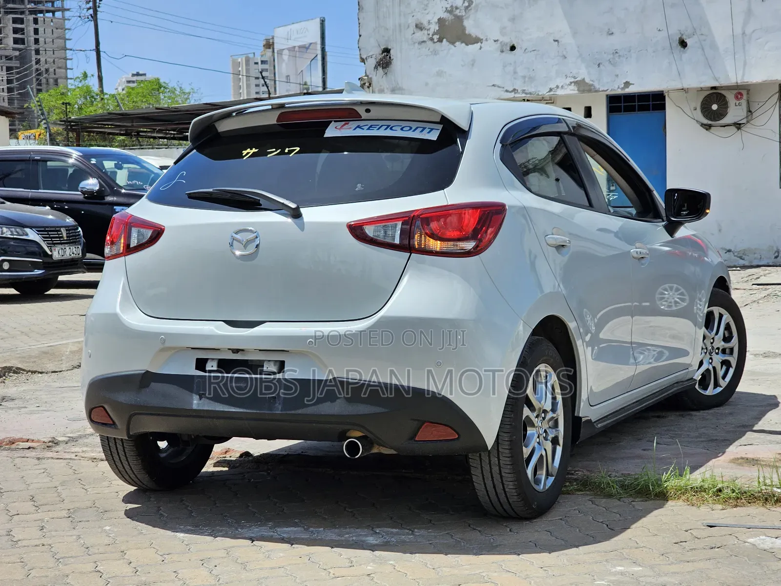 Mazda Demio 2018 Ivory