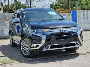 Mitsubishi Outlander 2.4 PHEV AWD 2018 Purple