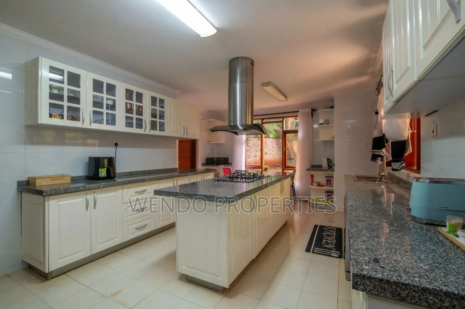 4bdrm Villa in Karen for rent