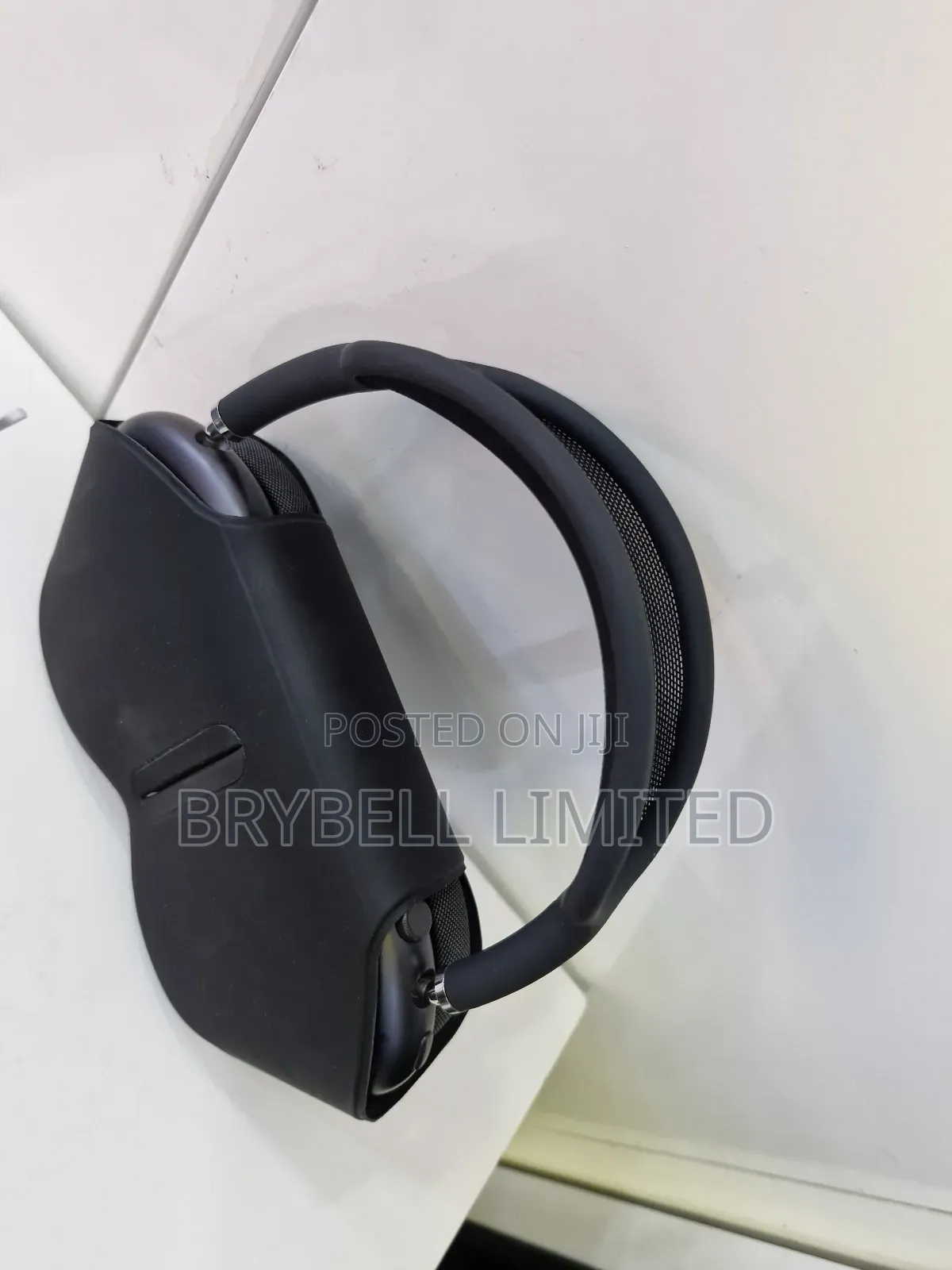 Original Apple Airpods Max, Black, Clean as New