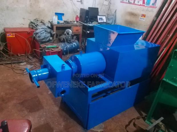 Soap Plodder Machine - main view