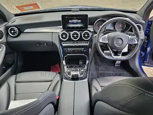 Mercedes-Benz C180 2018 Blue