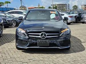 Mercedes-Benz C200 2018 Matt Black