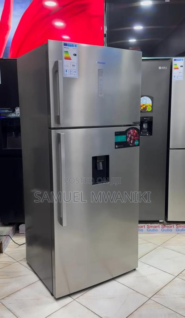 Hisense 510 Liters Top Mount Fridge With Water Dispenser - thumbnail 3