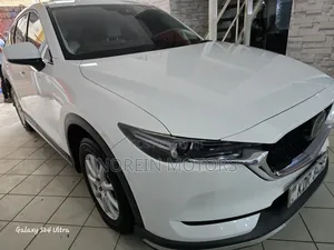 Mazda CX-5 2017 Off white