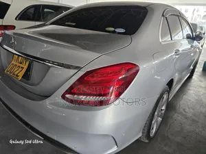 Mercedes-Benz C200 2017 Silver