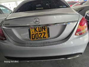 Mercedes-Benz C200 2017 Silver