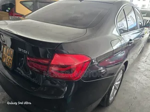 BMW 318i 2016 Black