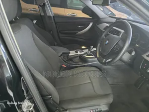 BMW 318i 2016 Black