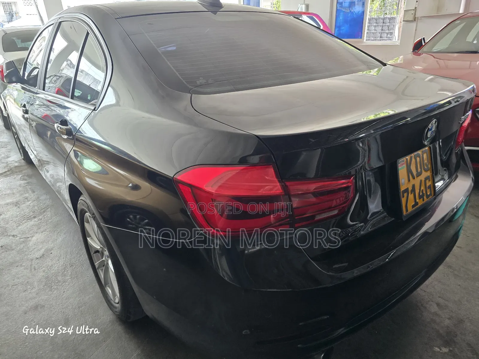 BMW 318i 2016 Black