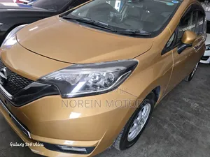 Nissan Note 2017 Gold
