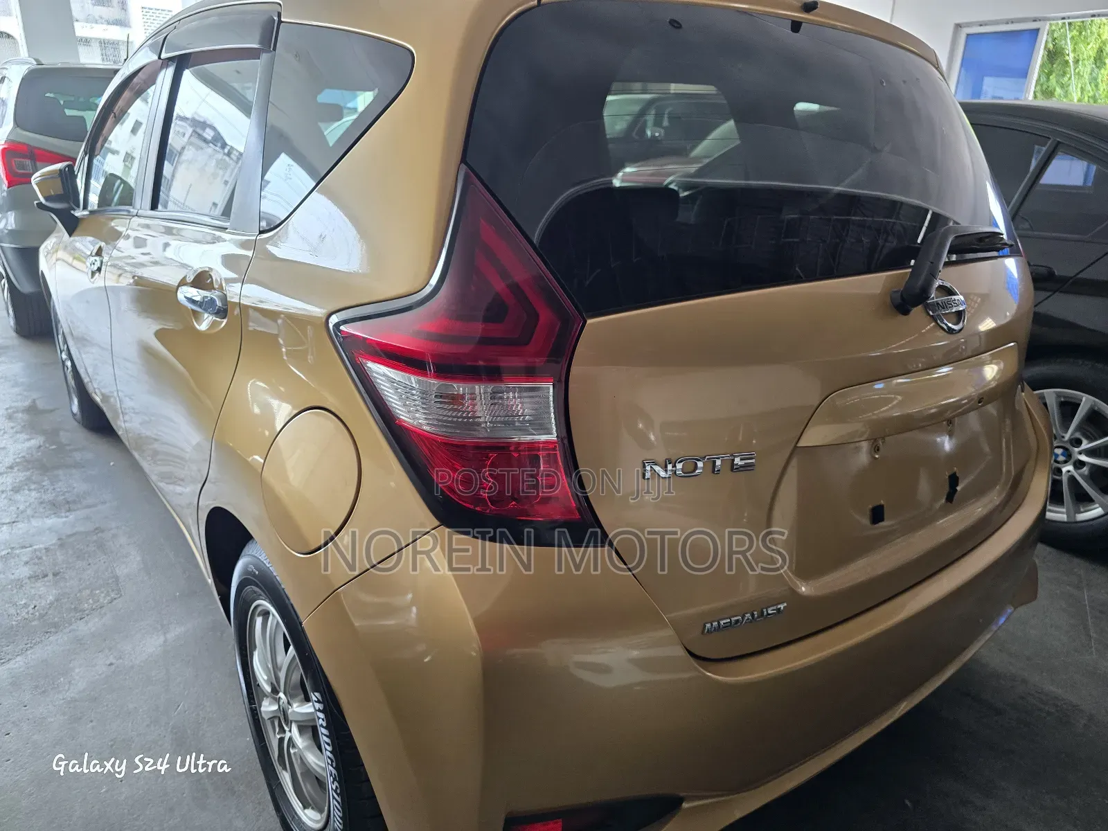 Nissan Note 2017 Gold