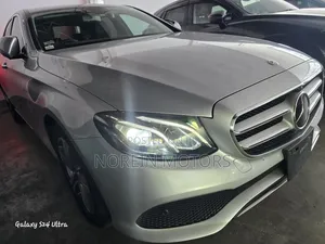 Mercedes-Benz E200 2018 Silver