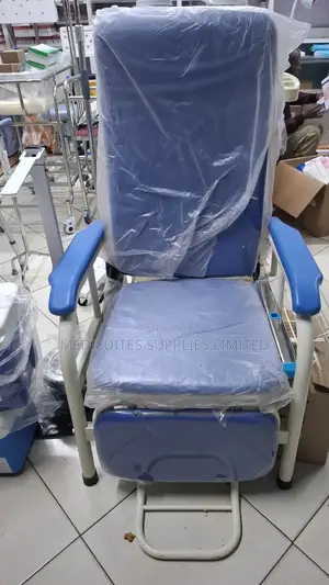 Blood Transfusion//Dialysis Chair