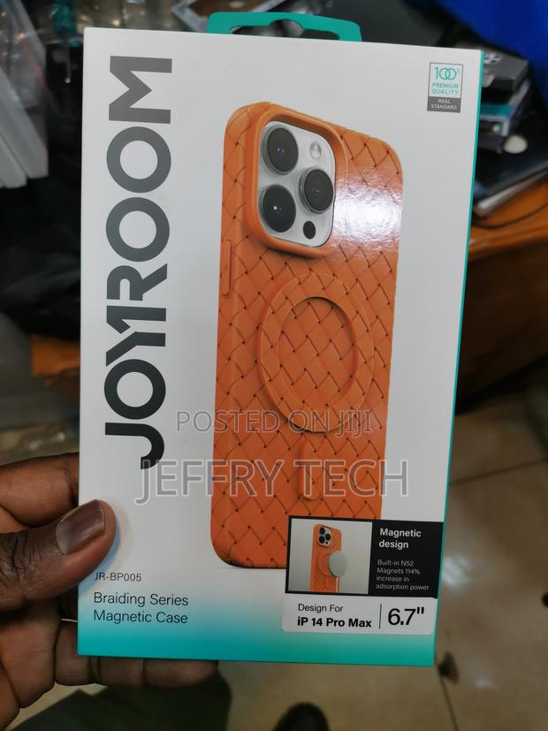 iPhone 14 Pro Max Wireless Charging Soft Cover Leather Mesh - main view