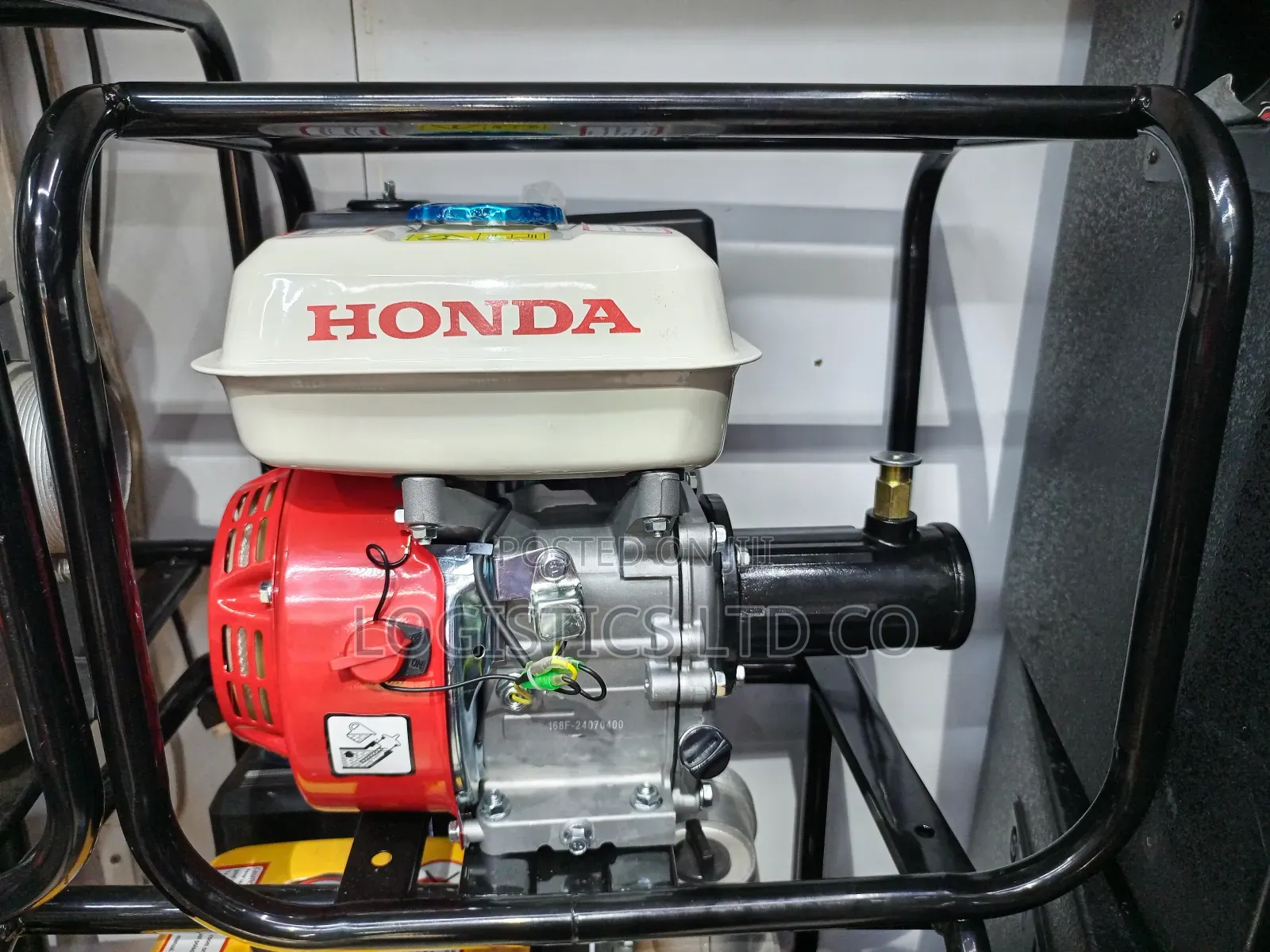 Honda Concrete Vibrator With a 45mm Poker