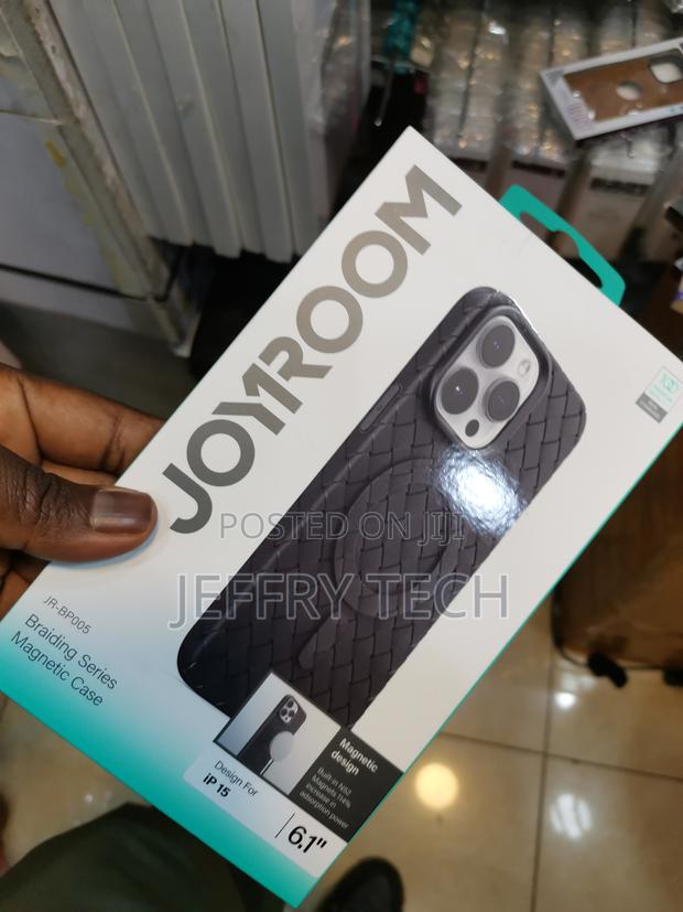 Knitted Leather Breathable Mesh Magnetic Case for iPhone 15 - thumbnail 3