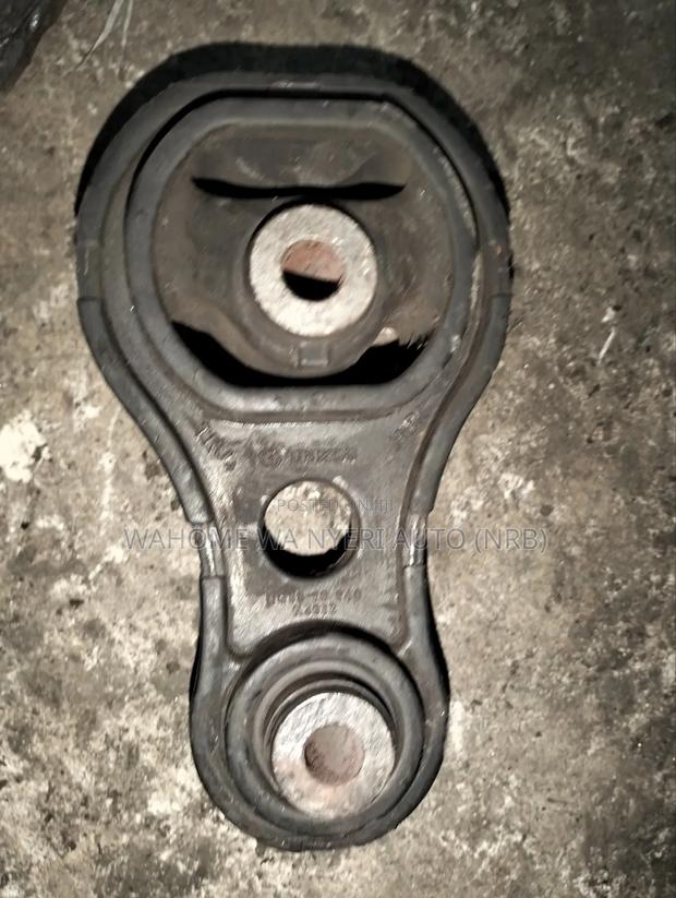 Mazda Demio Gear Mounting - thumbnail 2