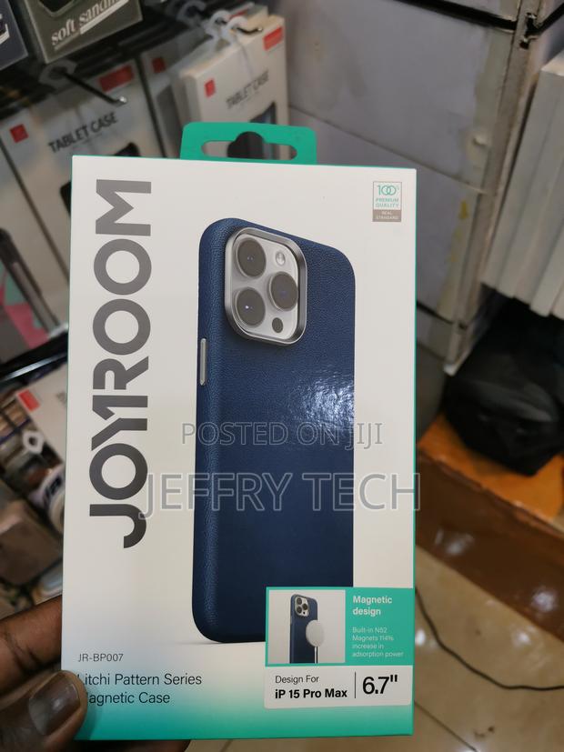 iPhone 15 Pro Magsafe Puloka Leather Texture Protective Blue