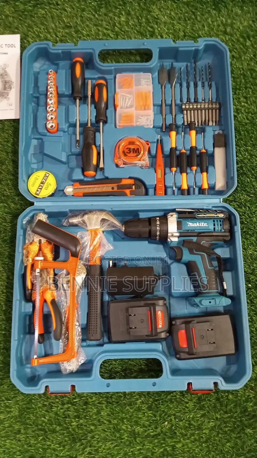 Cordless Drill/Makitta Cordless Drill Set