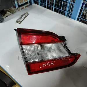 Subaru Levorg Bootlamp