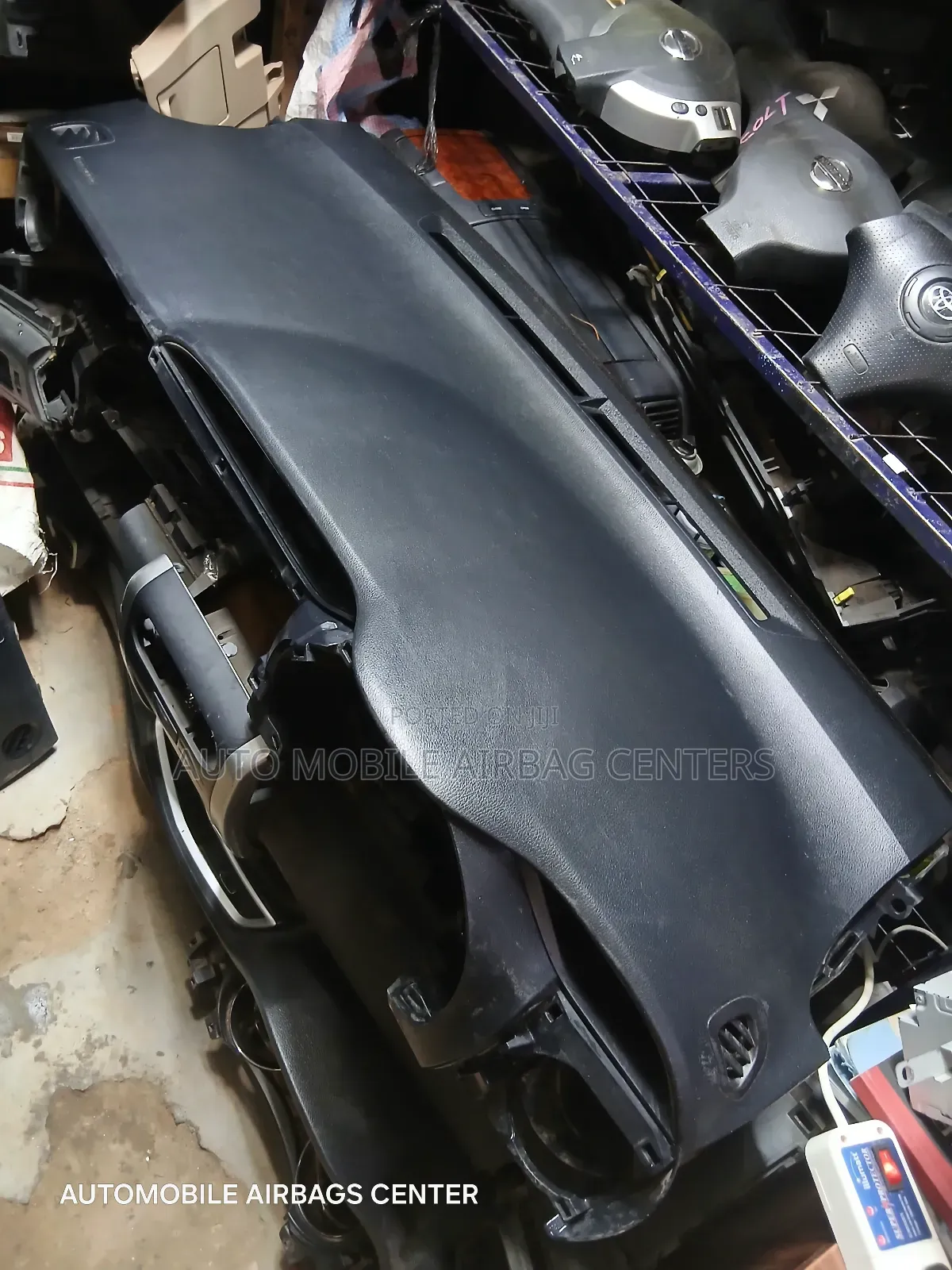Vitz Juwela Dashboard