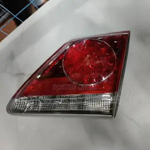 Toyota Crown Bootlamp