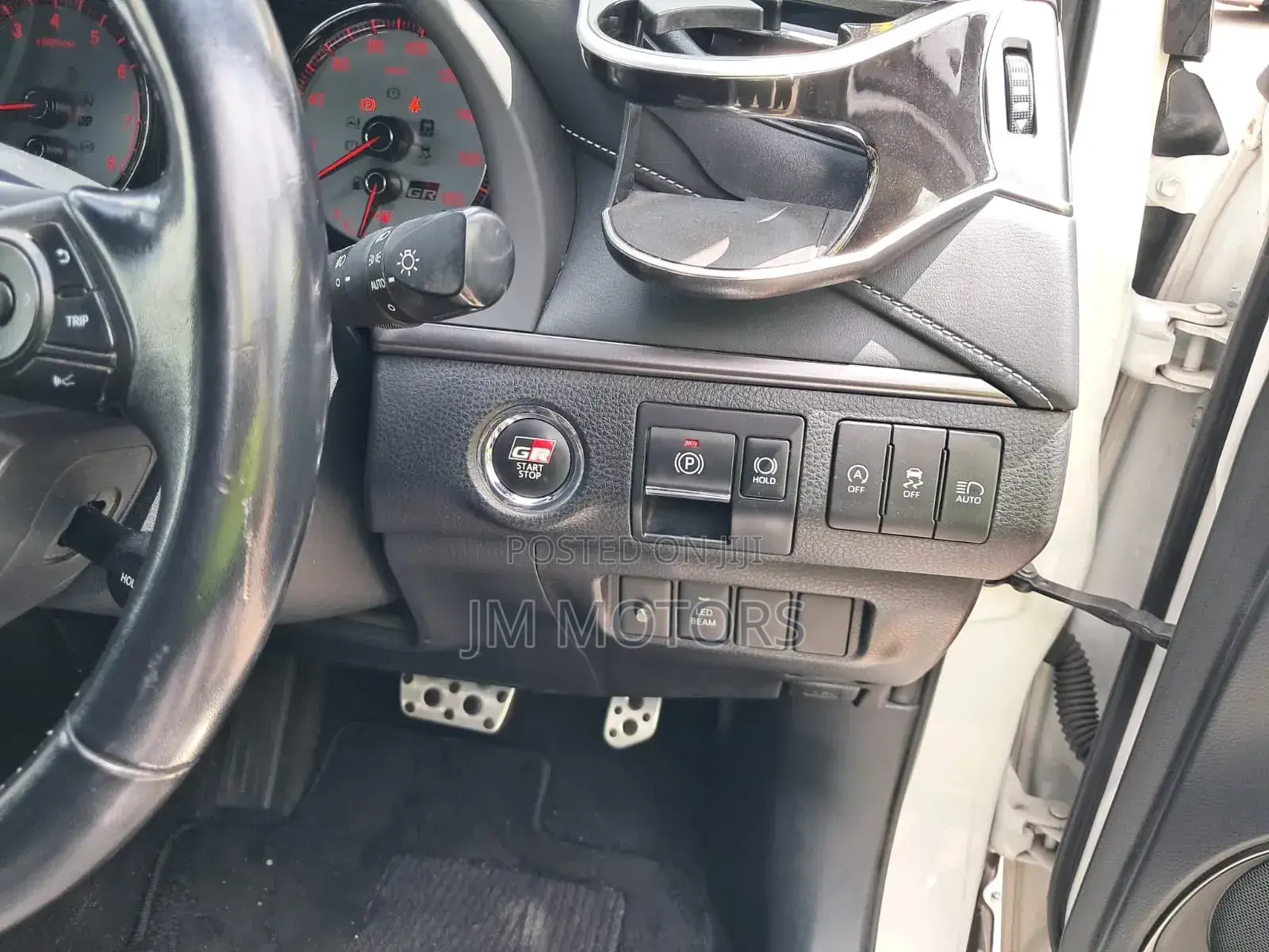 Toyota Harrier 2018 Pearl