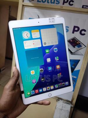 Apple iPad 10.2 (2019) 128 GB Silver - thumbnail 2