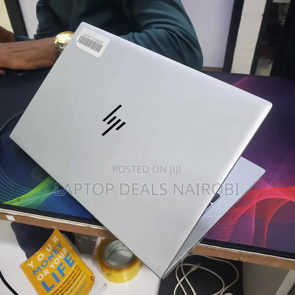 Laptop HP EliteBook 830 G8 16GB Intel Core I7 SSD 512GB