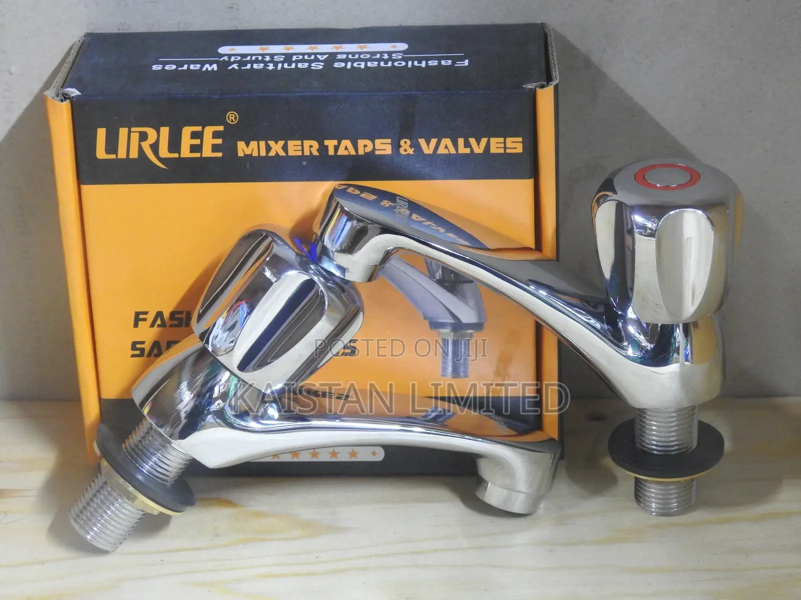 Lirlee Pillar Taps With Knob Handle