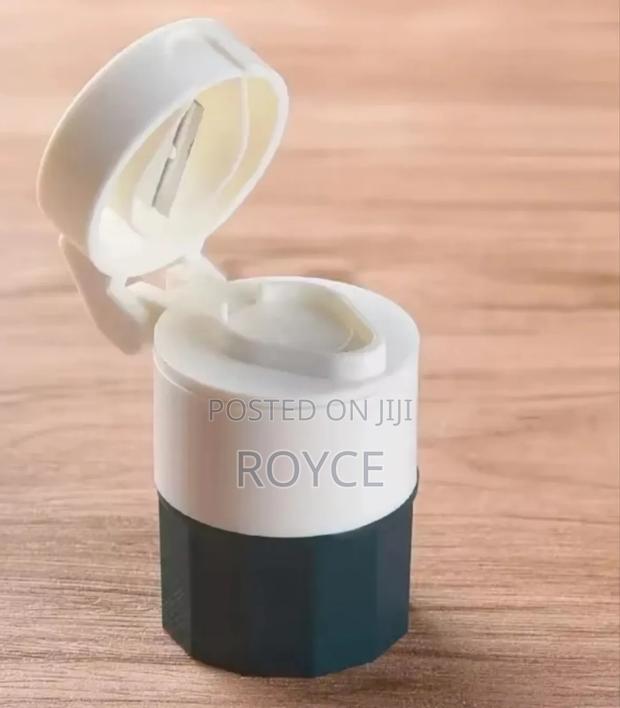 4 in 1 Pill Crasher/ Cutter - thumbnail 5