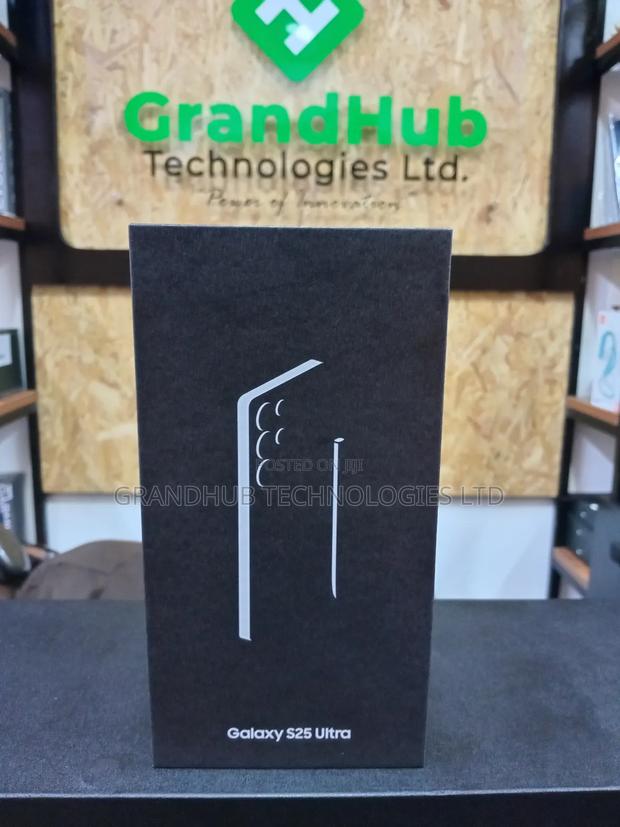 New Samsung Galaxy S25 Ultra 512 GB Black - main view