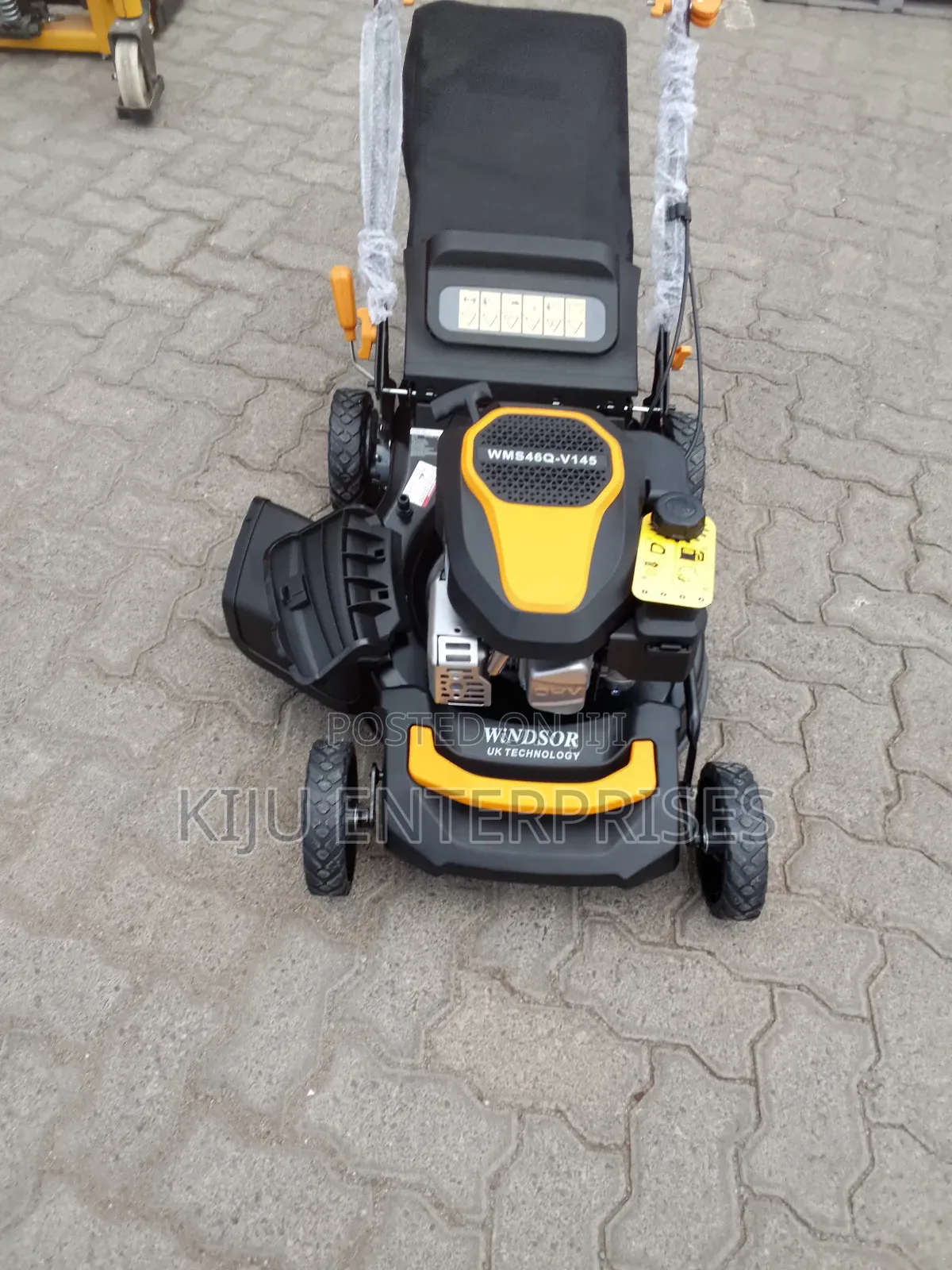 Lawnmower Machine Windsor Brand