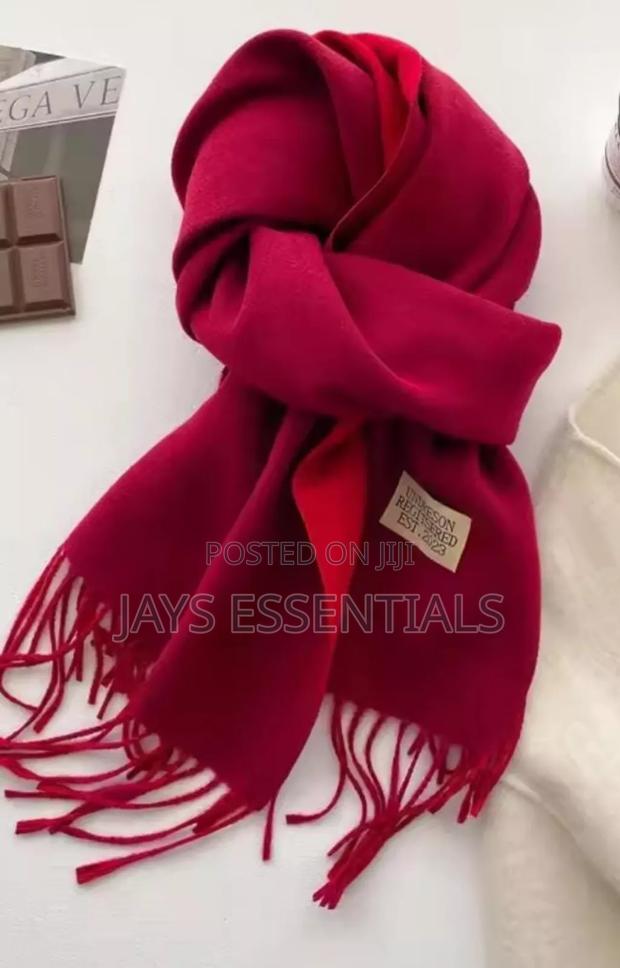 Double Sided, Soft and Warm Cashmere Scarfs - thumbnail 3