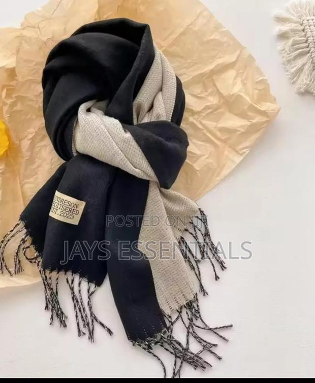 Double Sided, Soft and Warm Cashmere Scarfs - thumbnail 4