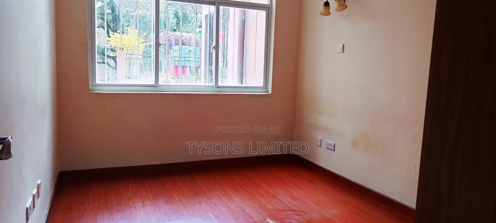 3bdrm Apartment in Lavington, Muthangari for sale