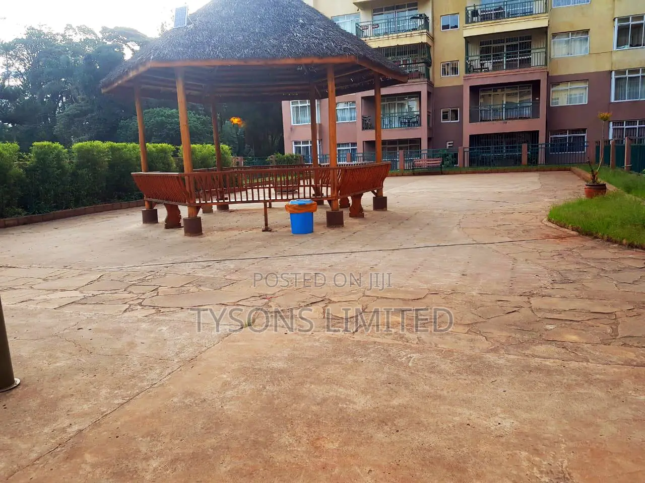 3bdrm Apartment in Lavington, Muthangari for sale