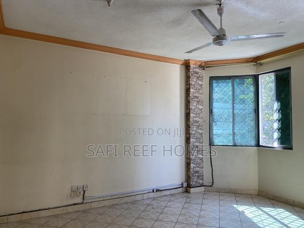 2bdrm Apartment in Tudor for rent - thumbnail 3