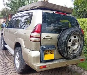 Toyota Land Cruiser Prado 2004 Gold