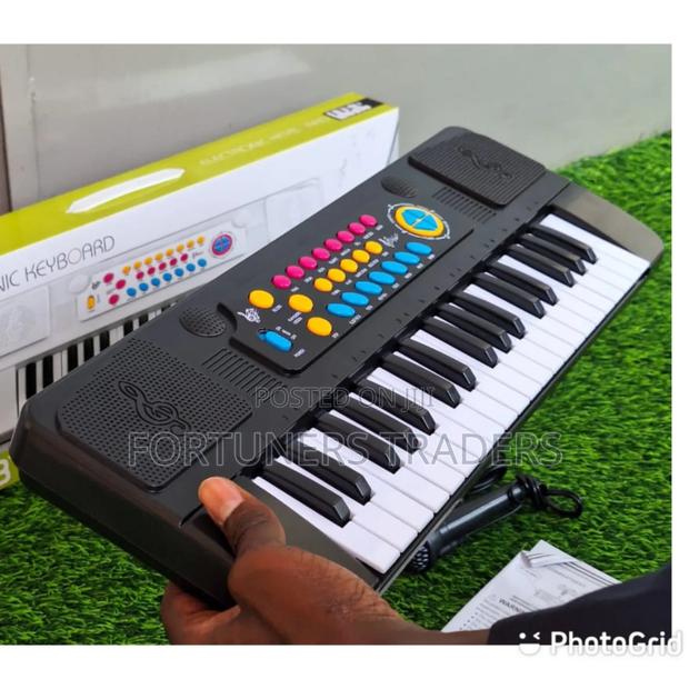 37keys Piano - main view