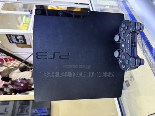 Slightly Well Used Ps3 Slim - thumbnail 4