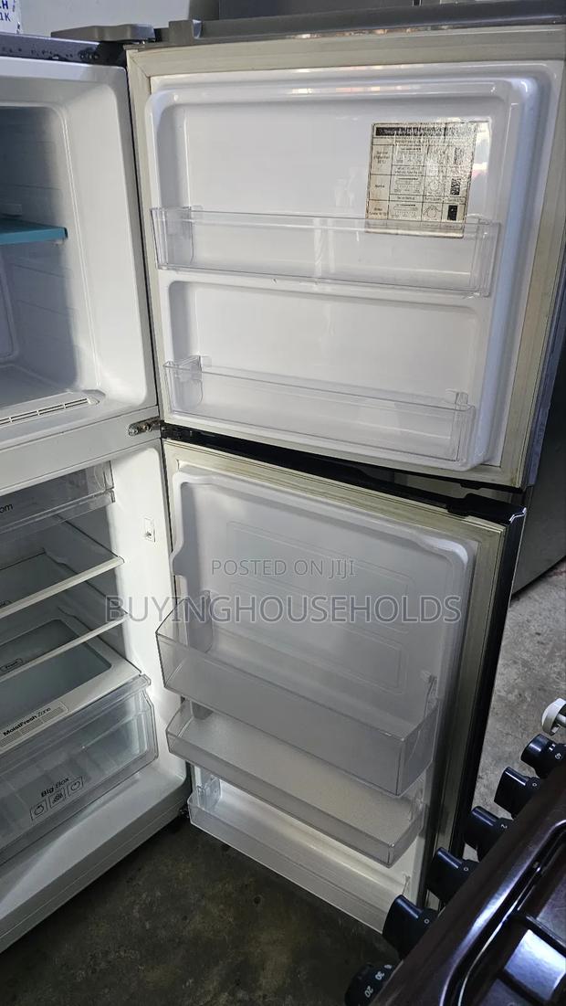 Samsung 250l No Frost Fridge - thumbnail 3
